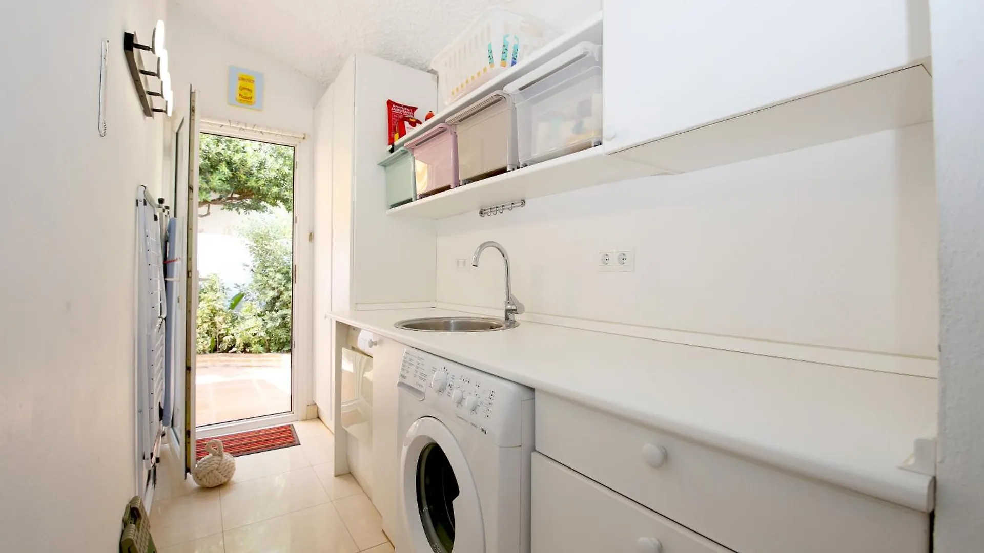 Estepona West Family Villa Mostaza